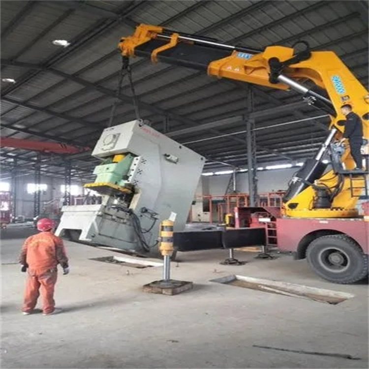 清河县80吨折臂吊车出租附近电话