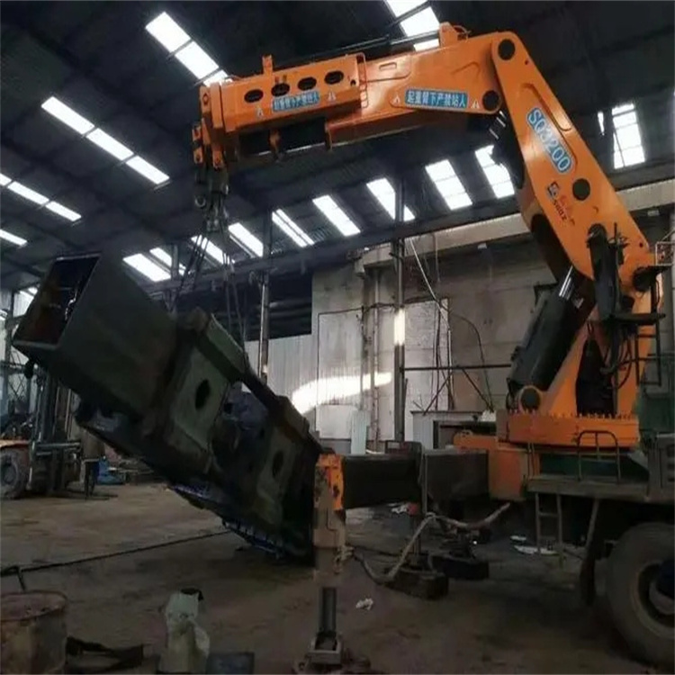 清河县130吨折臂吊车出租吊机租赁附近电话